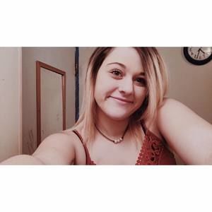 Meet your Posher, Bethanie